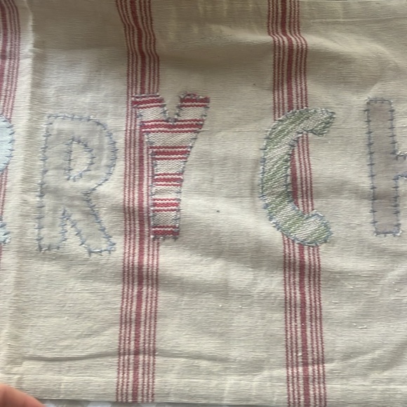 Mud Pie Merry Christmasustmas Vintage Style Table Runner - Picture 5 of 8